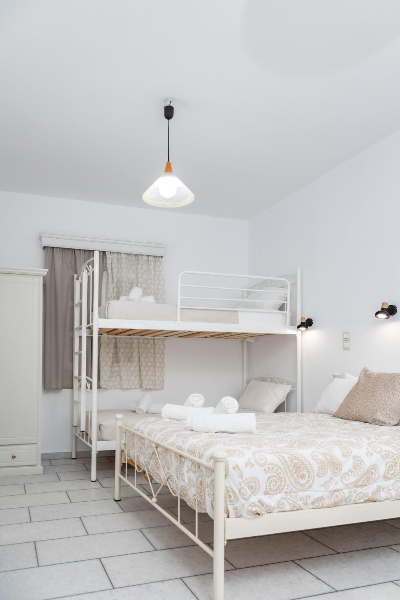 Depis Studios & Apartments Naxos City Exterior photo